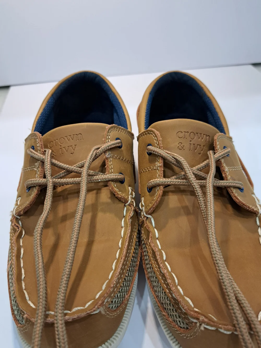 Crown & Ivy Kids Tan Moccasin Boat Shoes Youth 4